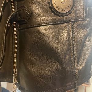 HARLEY DAVIDSON LEATHER JACKET. womens size L. Perfect condition